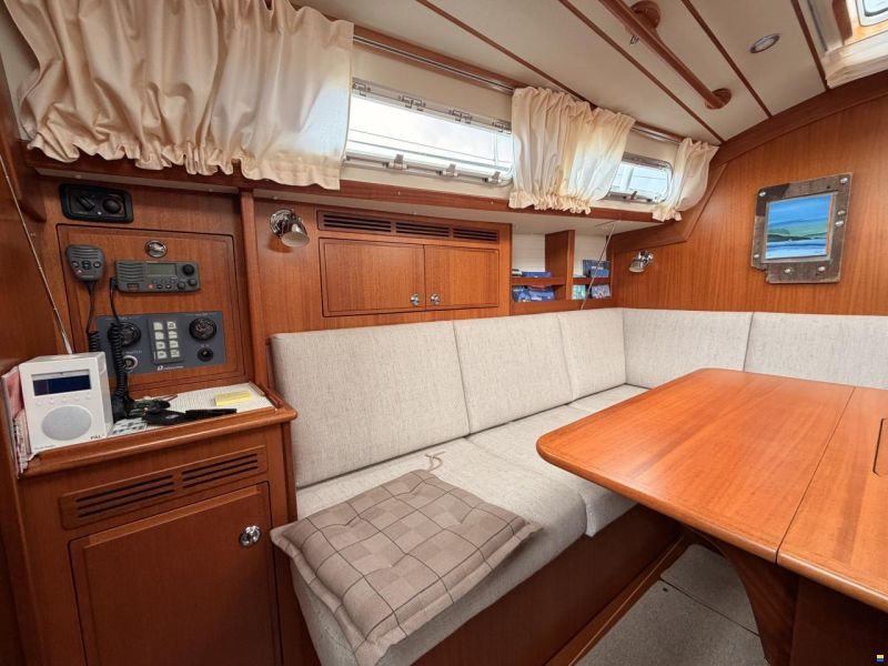 Hallberg-Rassy 310