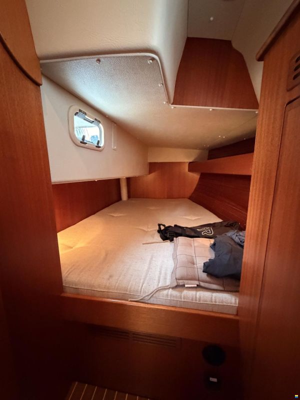 Hallberg-Rassy 310