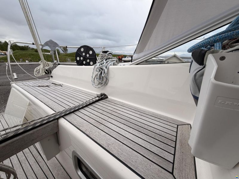 Hallberg-Rassy 310
