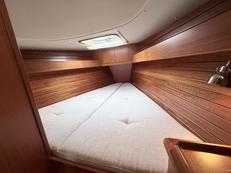 Hallberg-Rassy 310