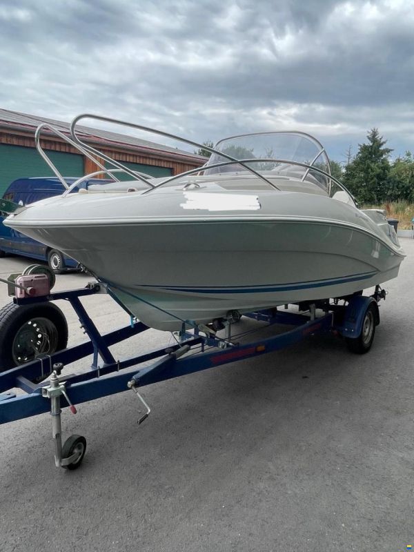 Quicksilver 555 Commander WA
