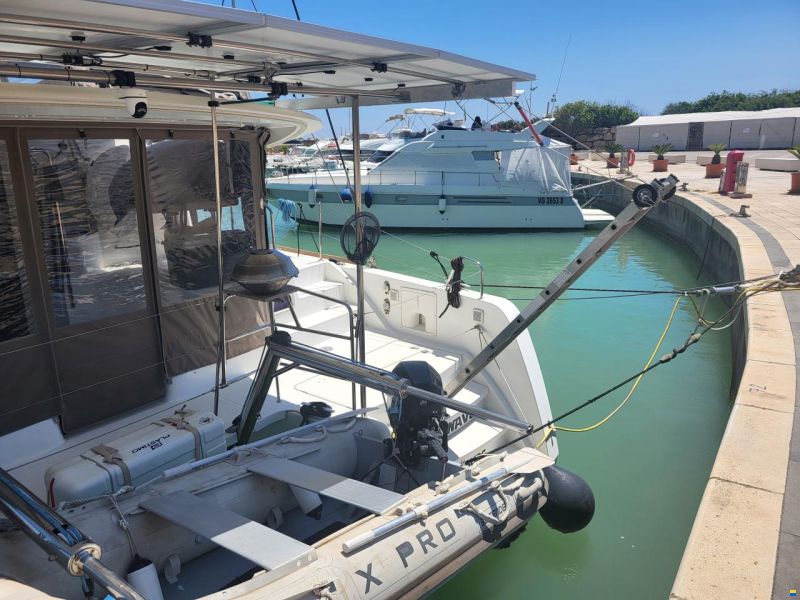 Lagoon 39