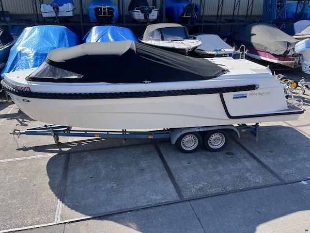 Aqua24 690 Tender