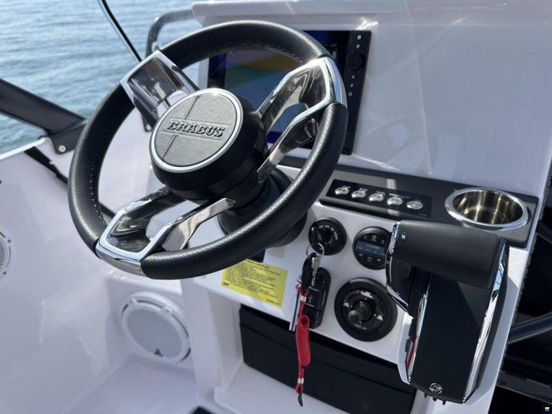 Axopar 25 Cross-Top