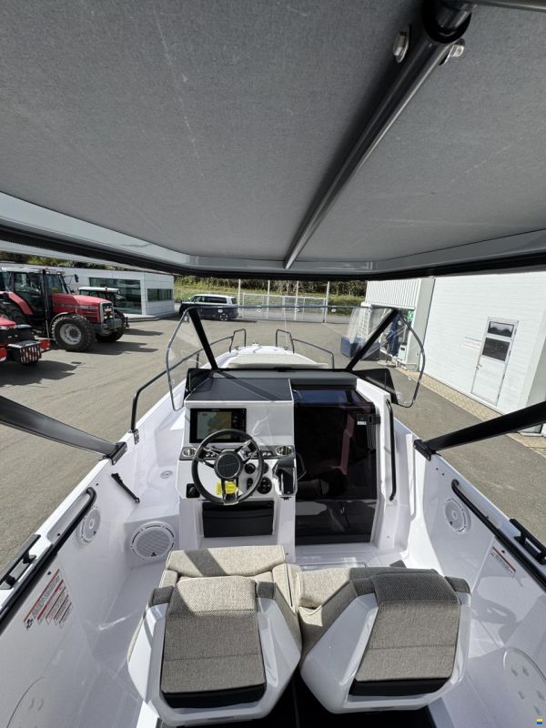 Axopar 25 Cross-Top