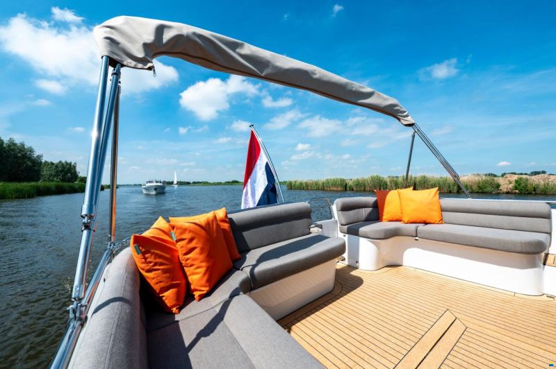 Thomasz Tristan 32 Cabrio