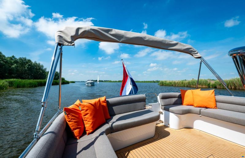 Thomasz Tristan 32 Cabrio