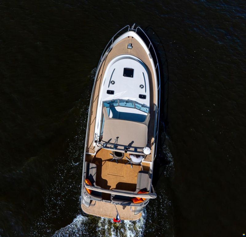 Thomasz Tristan 32 Cabrio
