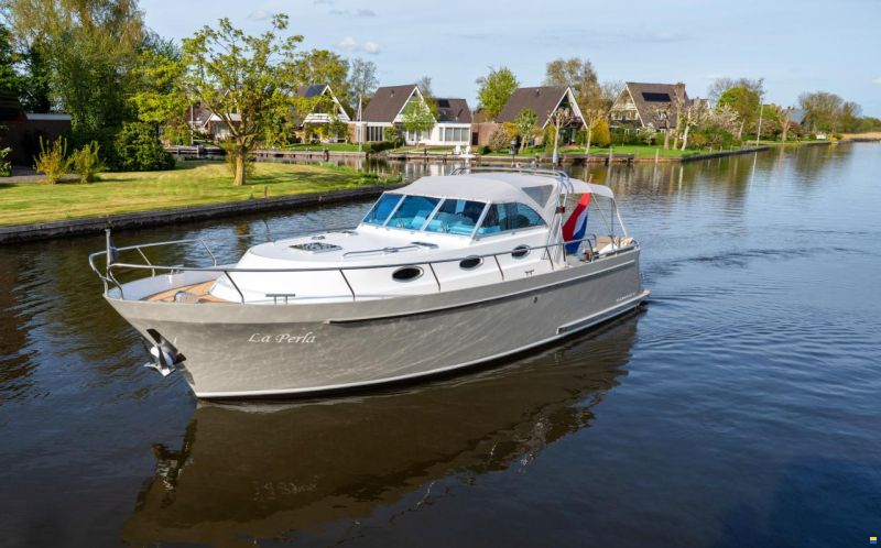 Thomasz Tristan 32 Cabrio