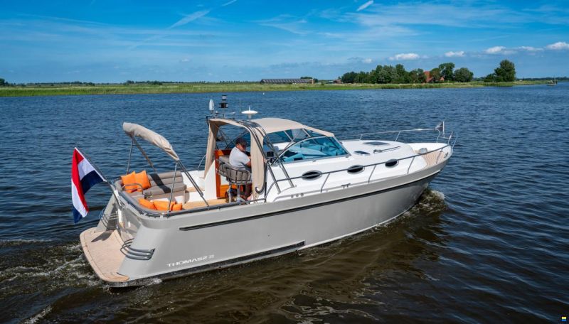 Thomasz Tristan 32 Cabrio