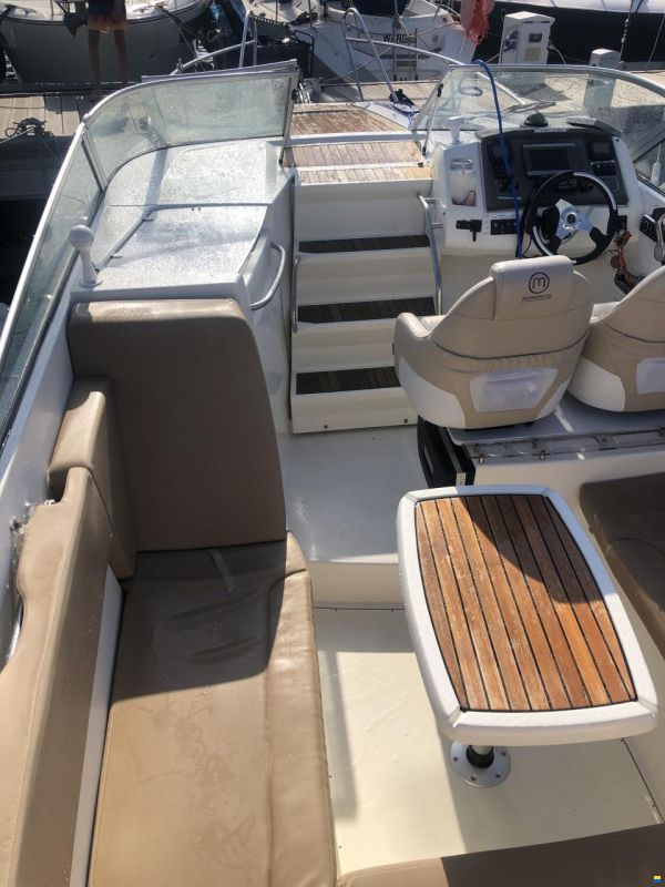 Jeanneau Cap Camarat 7.5 DC