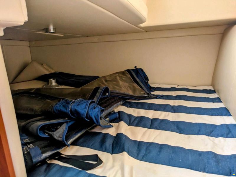 Bayliner 245
