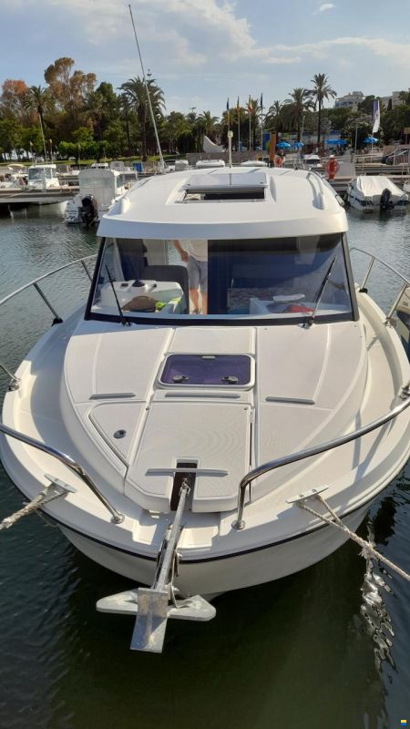 Beneteau Antares 8
