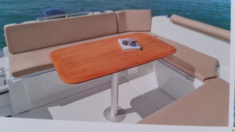 Beneteau Antares 8
