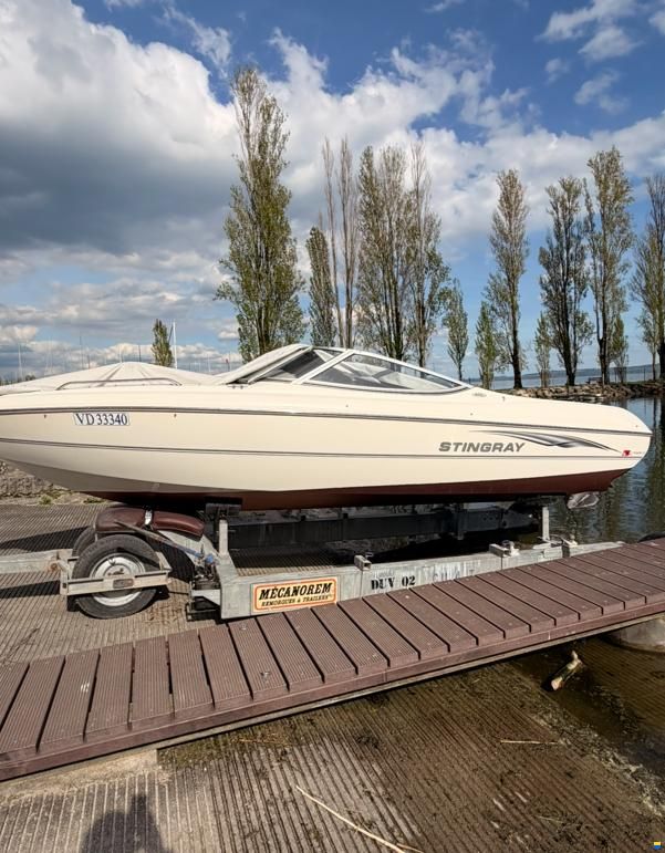 Stingray 200 LX