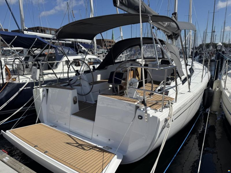 Hanse 348