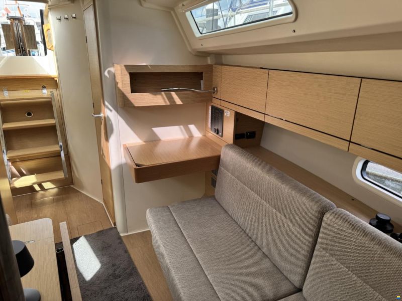 Hanse 348