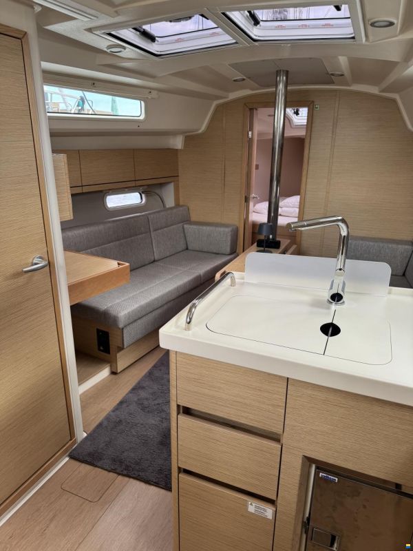 Hanse 348