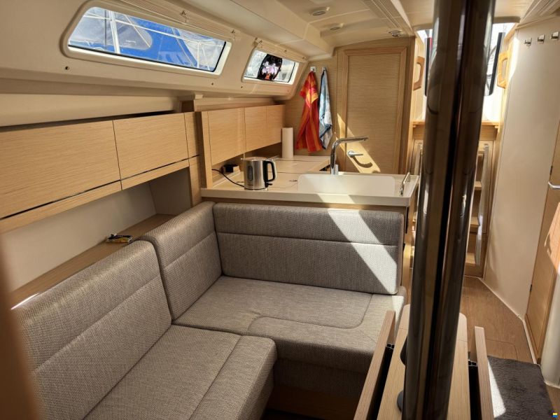 Hanse 348