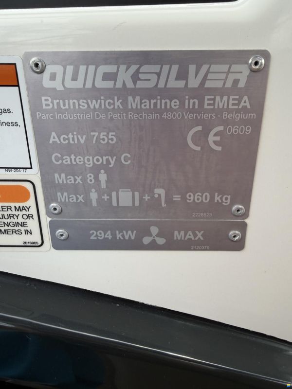 Quicksilver 755