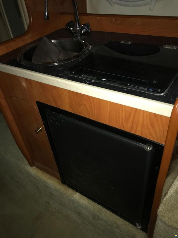Rinker Fiesta VEE 270