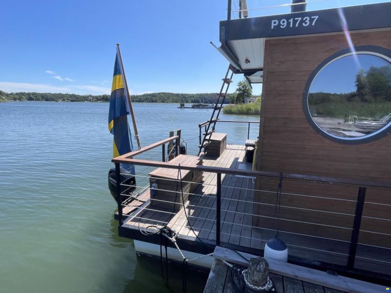 Husbåt Powercatamaran