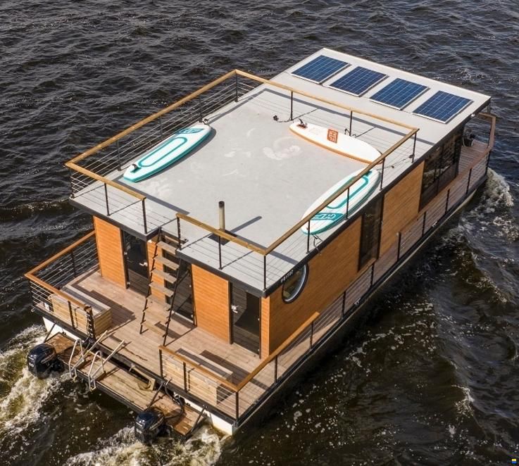 Husbåt Powercatamaran