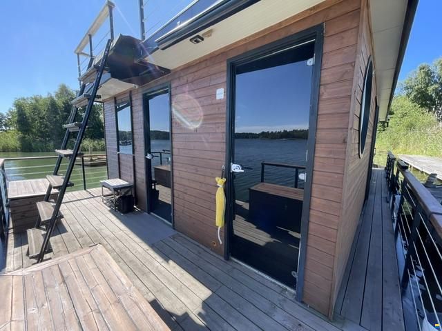 Husbåt Powercatamaran