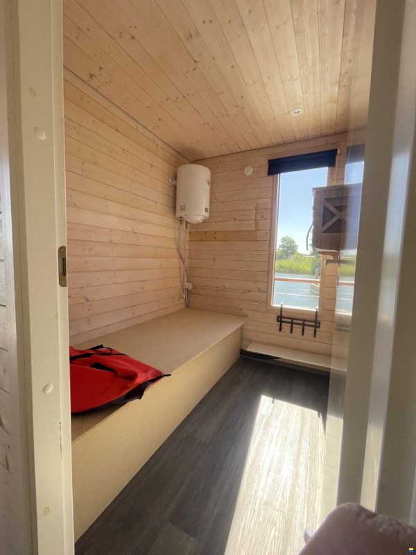 Husbåt Powercatamaran