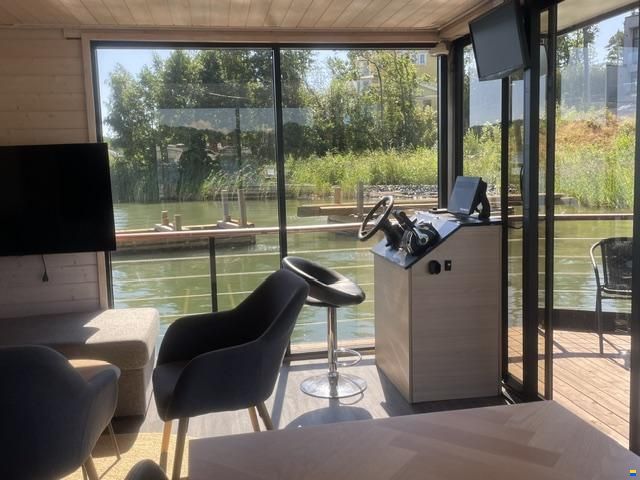 Husbåt Powercatamaran