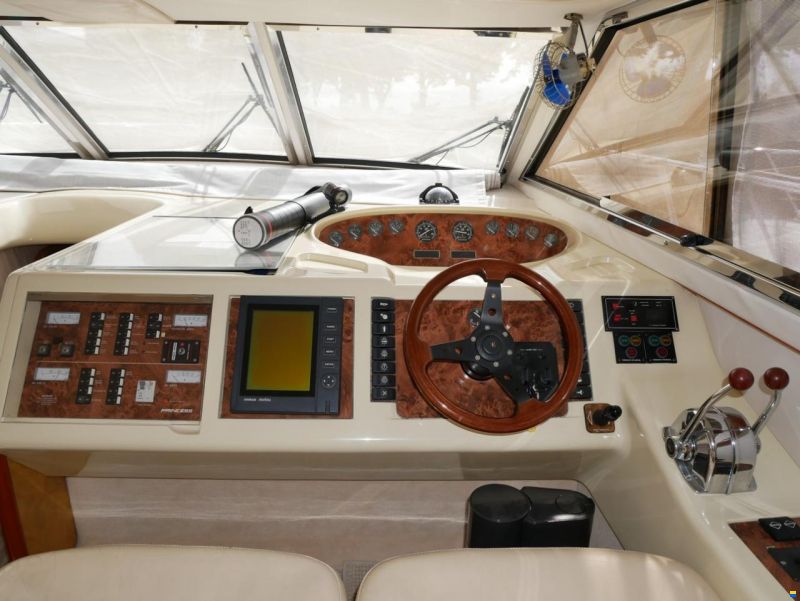 Princess 440 Fly