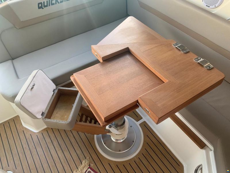 Quicksilver 805 Aktiv