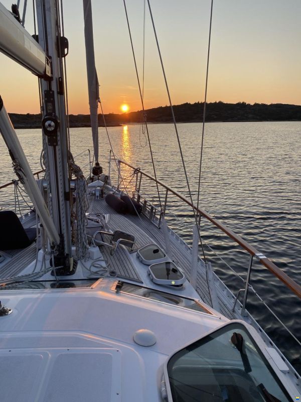 Nauticat 37