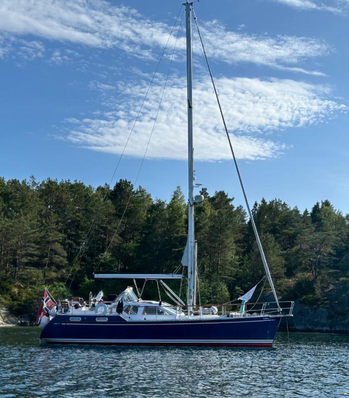Nauticat 37