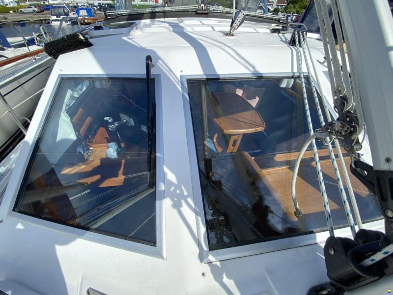 Nauticat 37