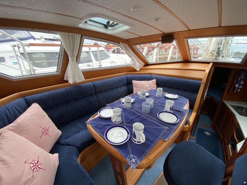 Nauticat 37