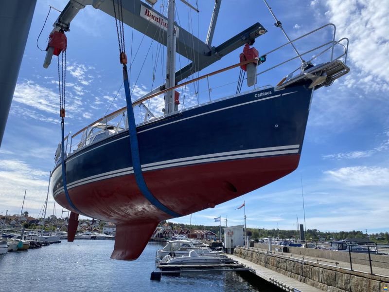 Nauticat 37