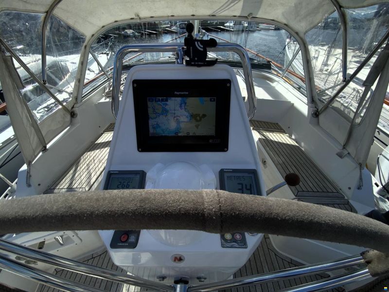 Nauticat 37