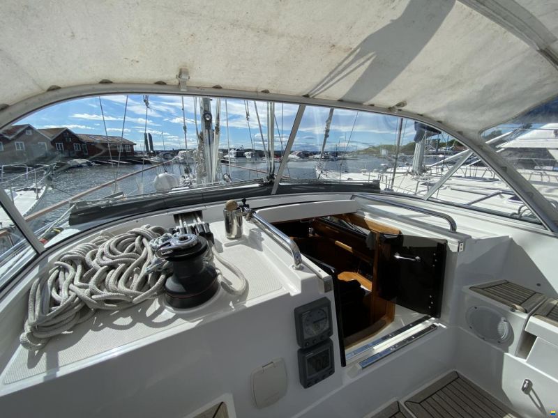 Nauticat 37