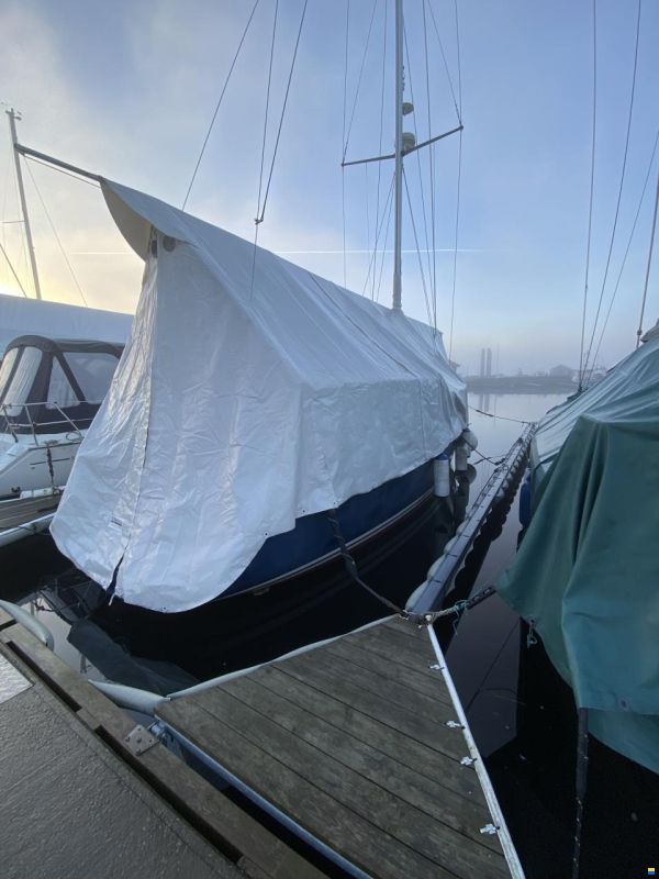 Nauticat 37