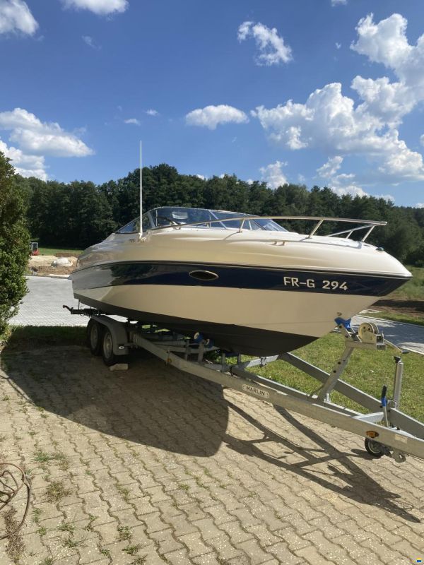 Four Winns 225 Sundowner