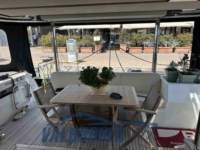 Absolute Navetta 52