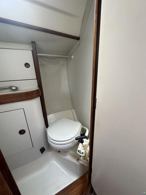Beneteau Oceanis 350