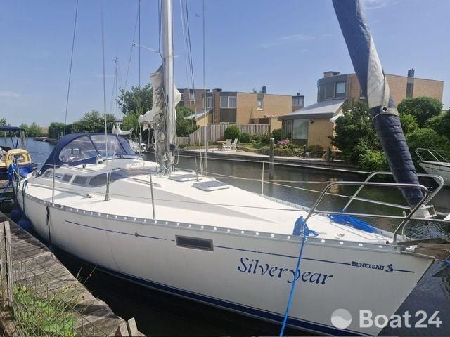 Beneteau Oceanis 350 0