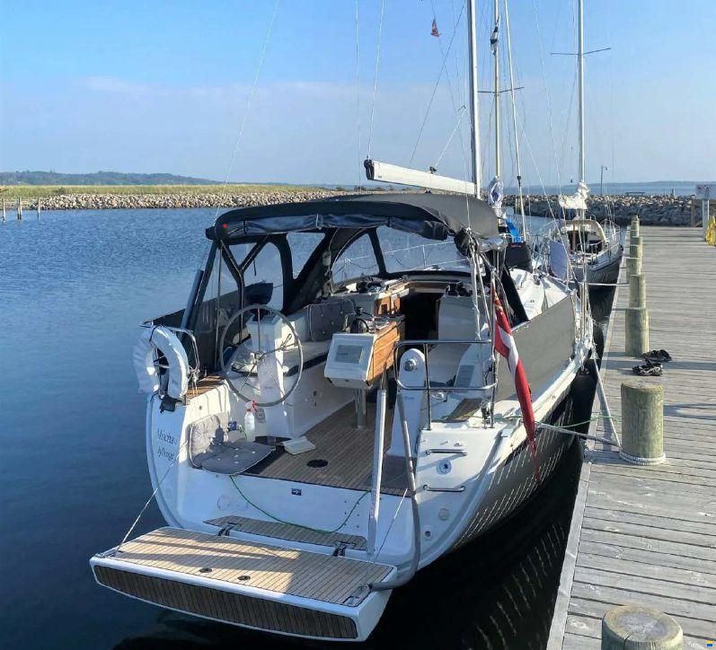 Bavaria 34 cruiser