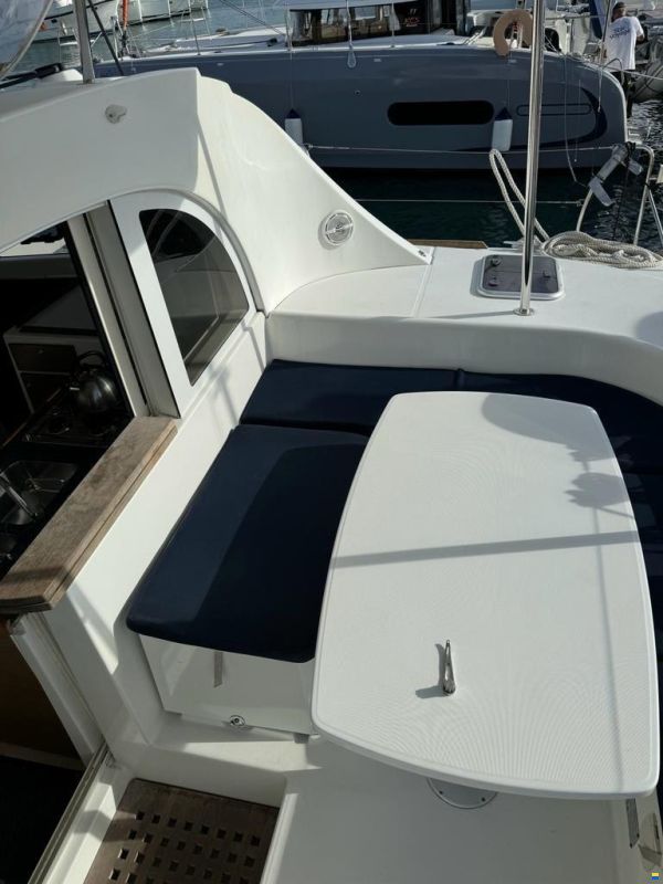 Lagoon 380