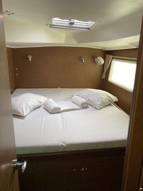 Lagoon 380