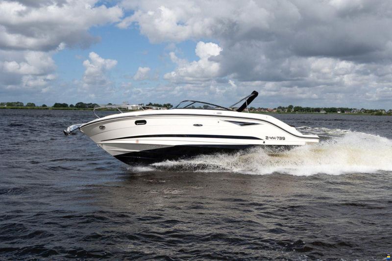 Sea Ray Sun Sport 250