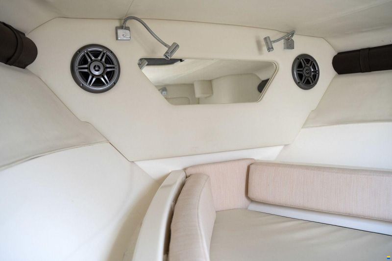 Sea Ray Sun Sport 250