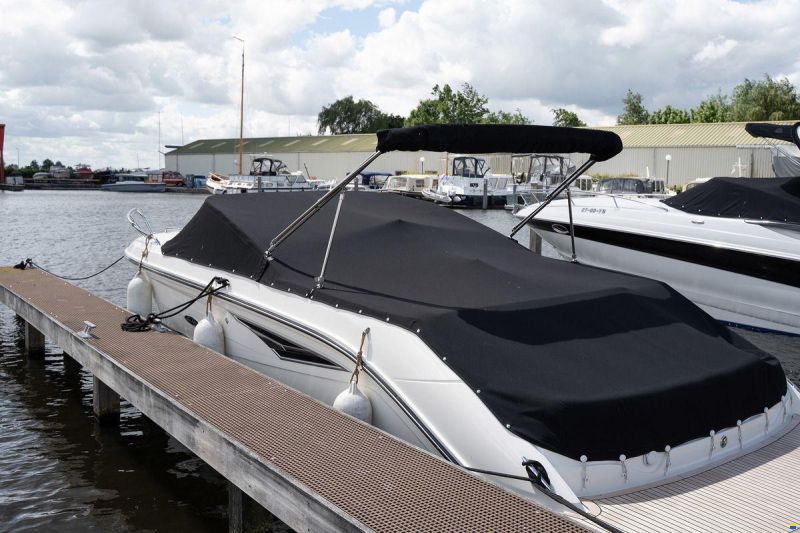 Sea Ray Sun Sport 250
